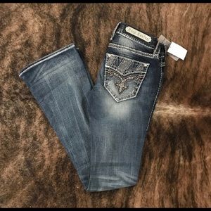 💎SOLD💎NWT Women’s rock revival bootcut